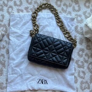 Zara Black Quilted Crossbody Bag with Gold Chain